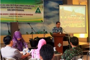 Penilian lomba sekoilah sehat.